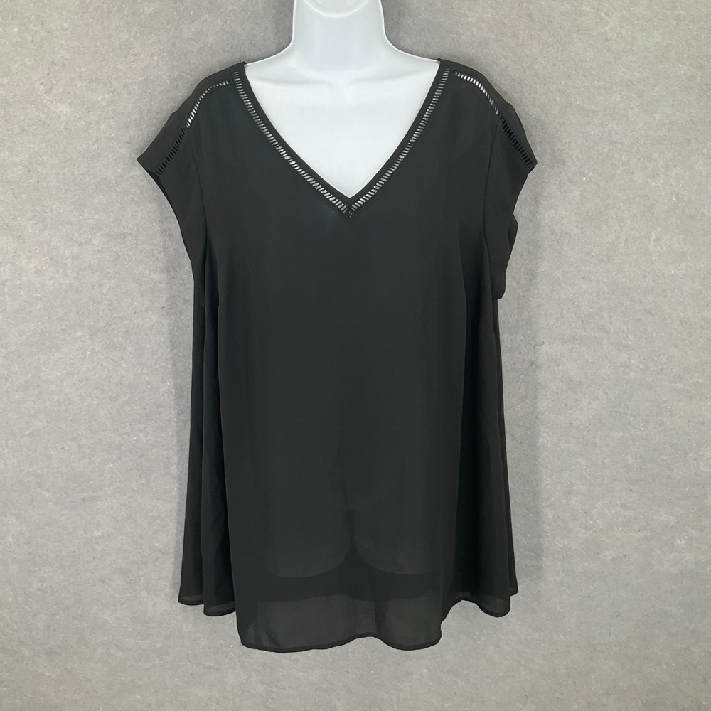 DR2 Top Sz 1X Black V-Neck Cap Sleeve‎ Laser Cutout Sheer Blouse Lightweight